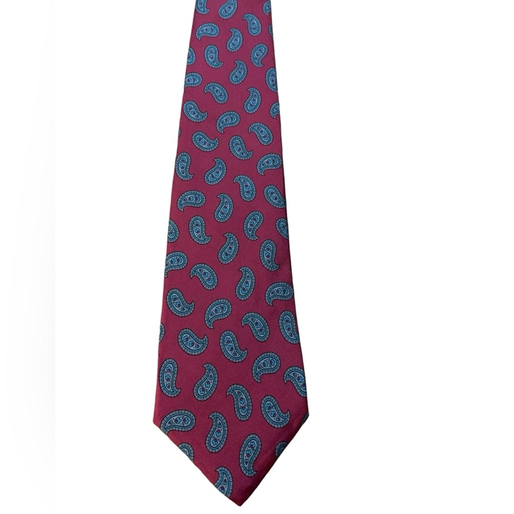 Marc Jeffries 100% silk tie. Red Paisley pattern. Excellent condition.